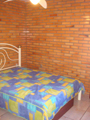 Quarto com cama de casal